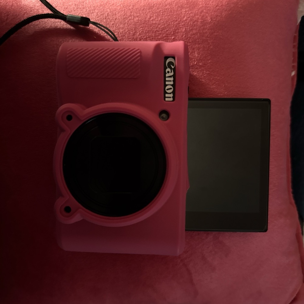 Canon Black Digital Cameras Professional Series - Picture 3 of 3